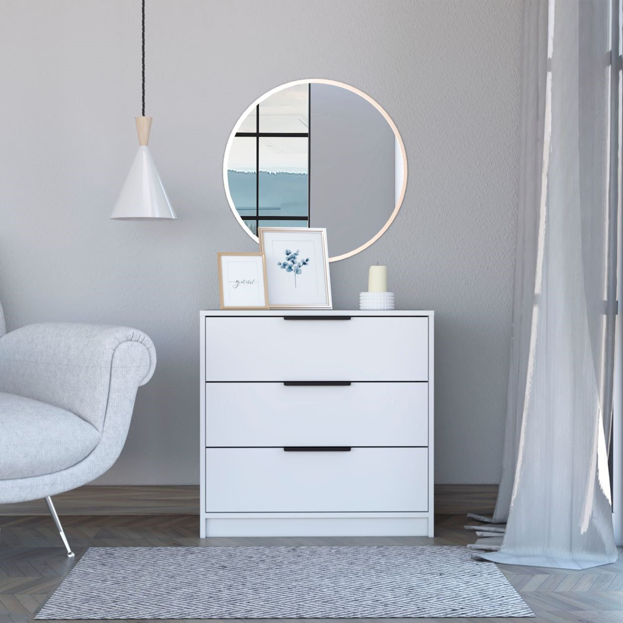 Nelly Dresser
