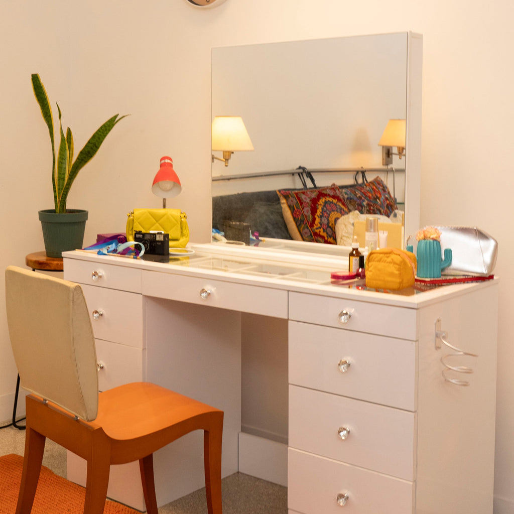 Zoey Makeup Vanity