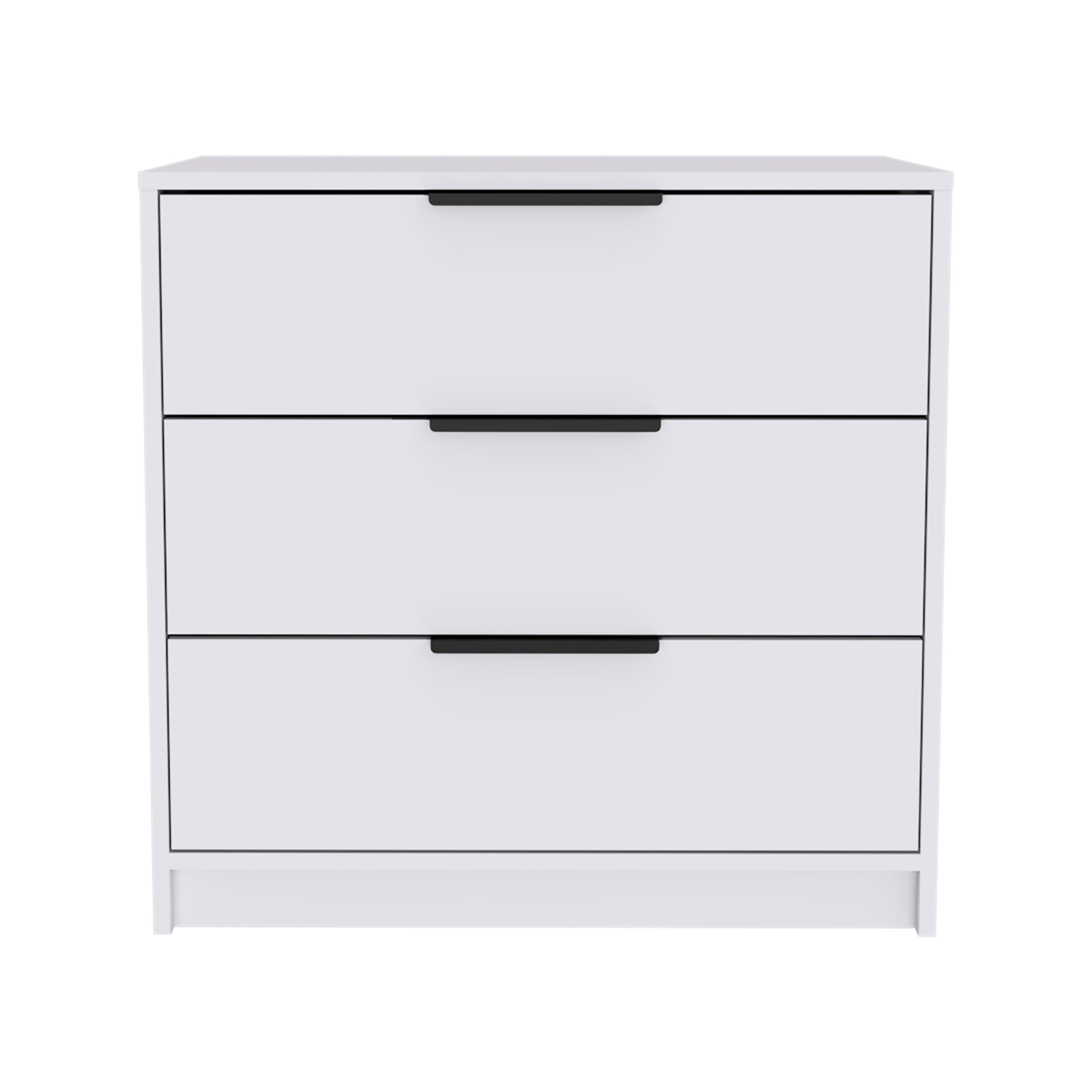 Nelly Dresser
